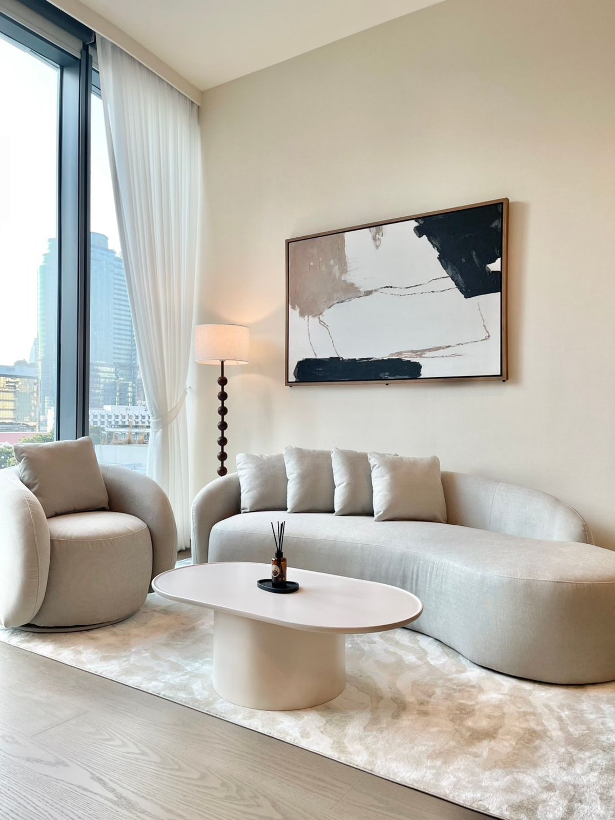 ให้เช่าคอนโดวิทยุ ชิดลม หลังสวน : New Room For Rent, Ultra Luxury Condo "Scope Langsuan" Onebed room 85 Sq.m. with stunning view (0624163966 Preaw)