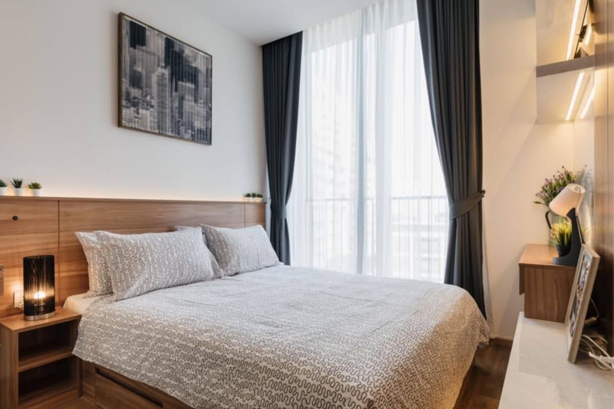 For RentCondoSukhumvit, Asoke, Thonglor : For rent NOBLE BE33 | 1 Bedroom 35 sqm | Floor 7 | Near BTS Phrom Phong | Japanese bathing garden | 28,000 baht | T1672