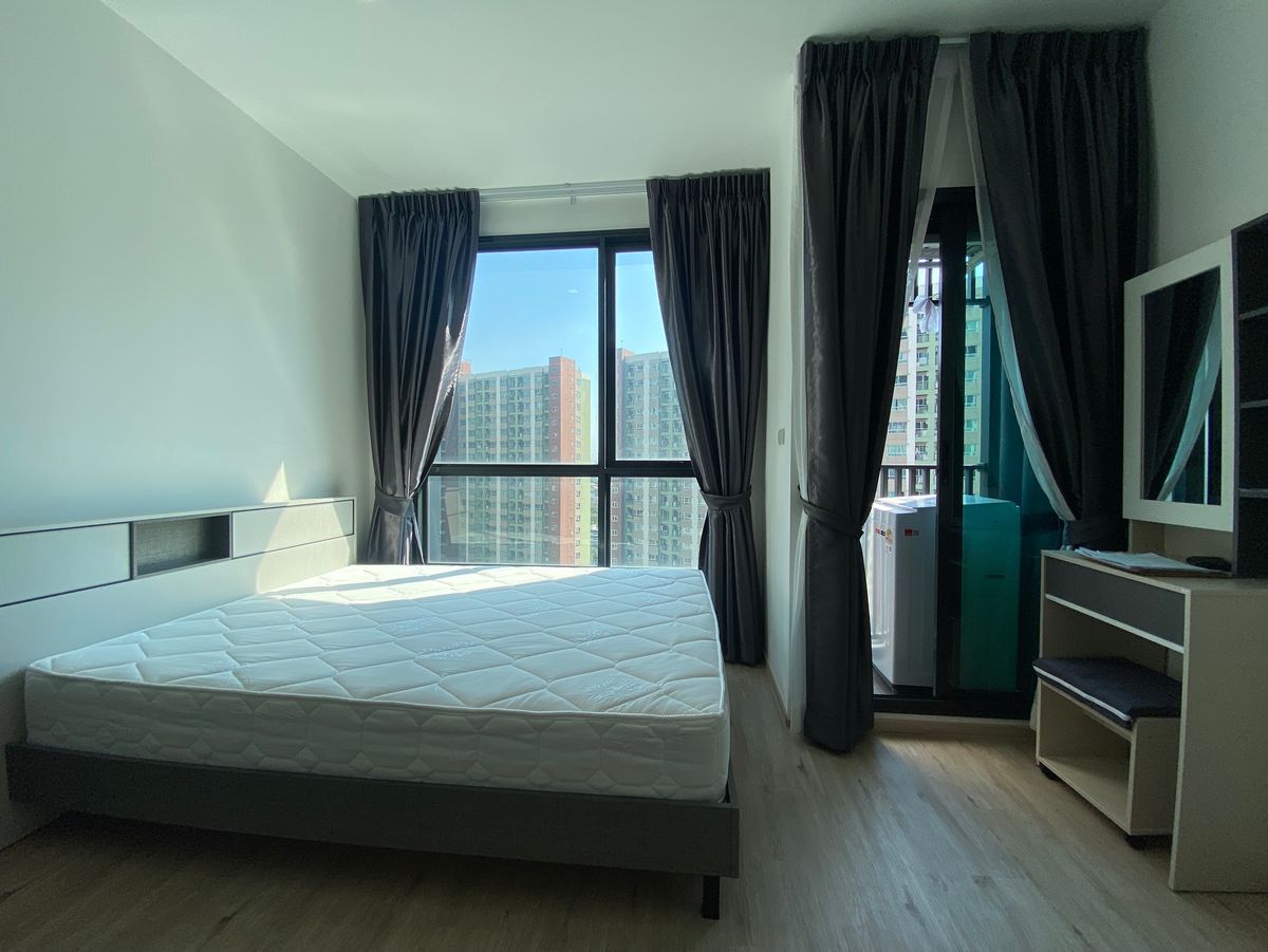 For RentCondoPattanakan, Srinakarin : ✅️ (ready to stay! ) 1 Bedroom 28 sqm. The Rich Rama 9-Srinakarin next to MRT and Airport Rail Link, Hua Mak Station near Phatthanakan Junction 
 
