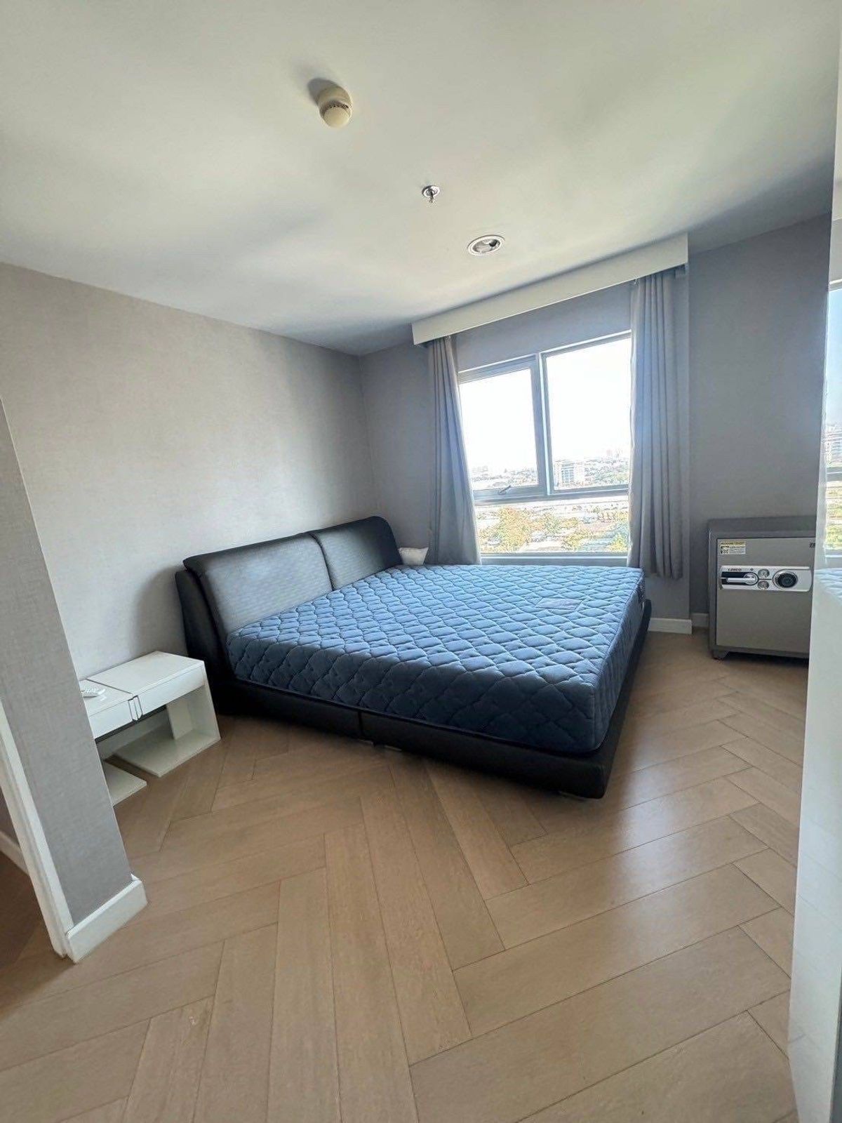 For RentCondoRama9, Petchburi, RCA : Belle Grand Rama9 Condo for Rent, Building B, Floor 10, City View 106.00 sq.m., 3 Bedrooms, 3 Bathrooms, Price 68,000 baht  
