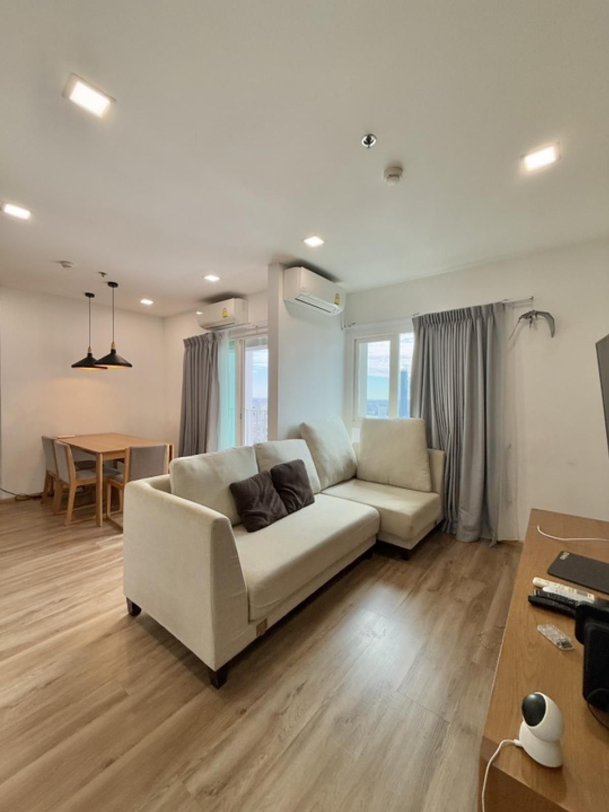 For RentCondoSathorn, Narathiwat : *** Condo for rent (2 Bedrooms 3 Bathrooms) : The Key Sathorn-Charoenrat *** 