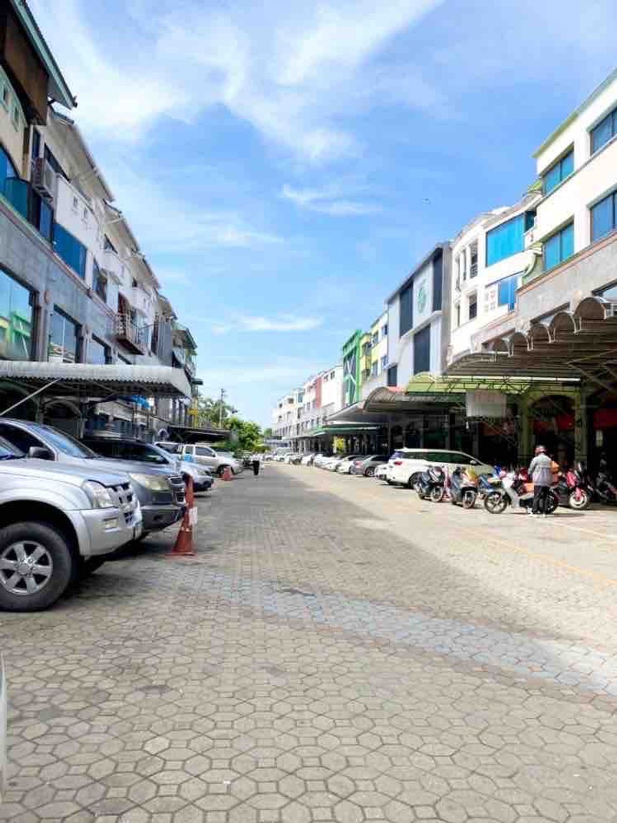 For SaleHome OfficePinklao, Charansanitwong : Urgent sale, 4 -story home office