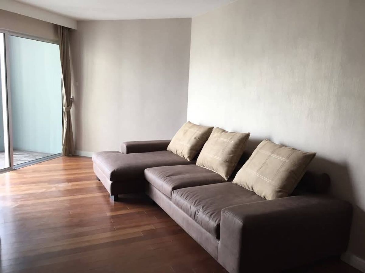For RentCondoRama9, Petchburi, RCA : Belle Grand Rama 9 Condo Rental, Building C, Floor 28, 2 Bedroom View, 58.00 sq.m., price 34,000 baht 
 
