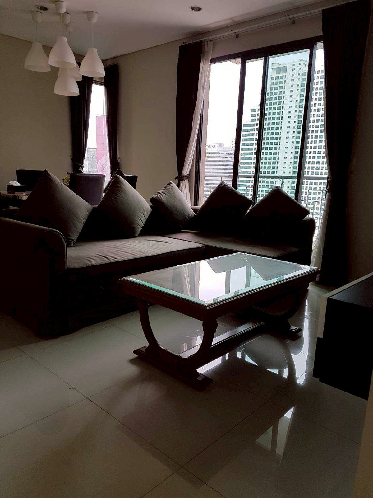 ให้เช่าคอนโดพระราม 9 เพชรบุรีตัดใหม่ RCA : ด่วน Villa Asoke วิลล่า อโศก 2ห้องนอน 2ห้องน้ำ ห้องใหญ่สวย (พร้อมอยู่)