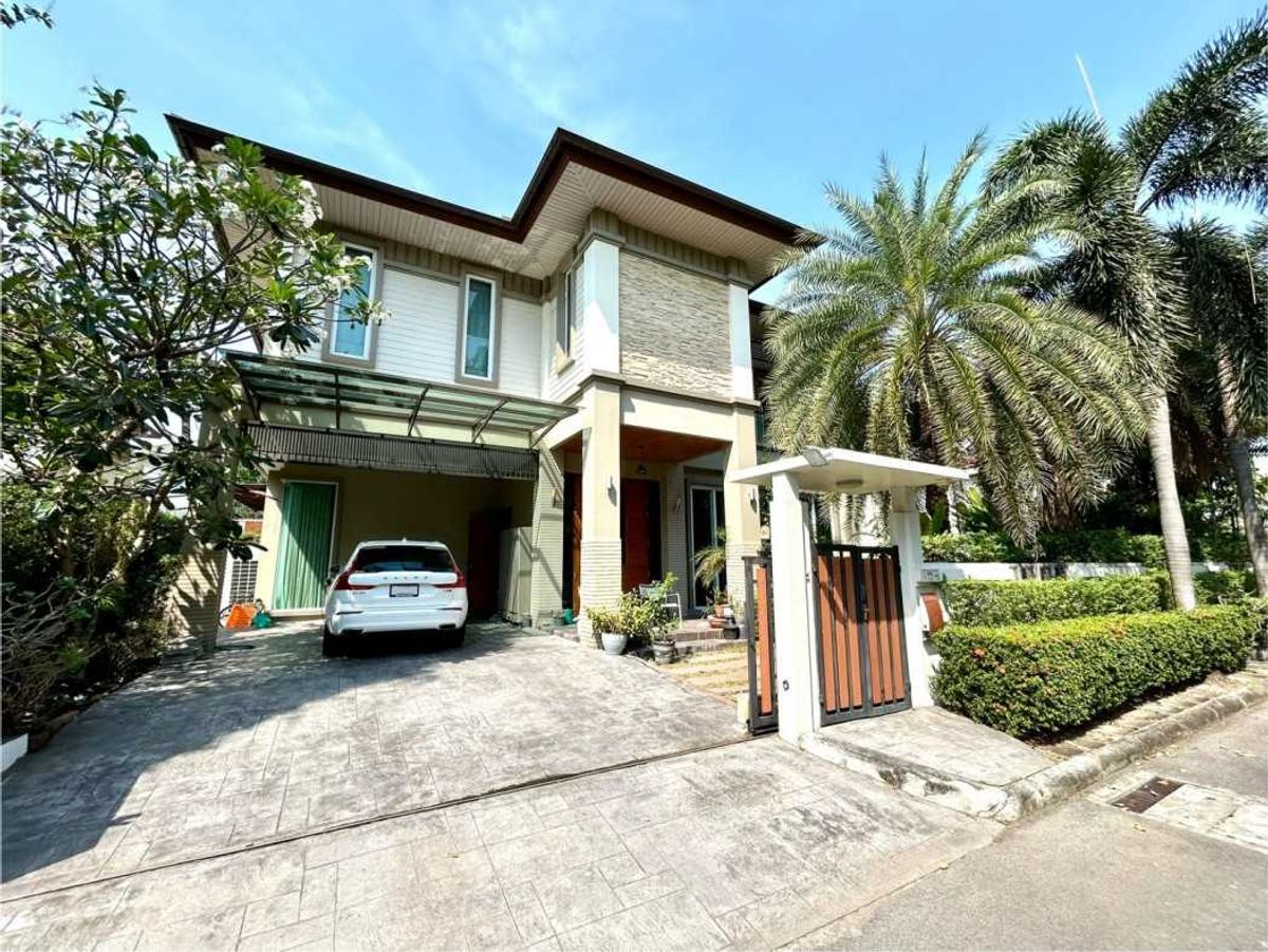 For SaleHousePinklao, Charansanitwong : Single House for Sale Nusasiri Sathorn-Pinklao, 648 sq.m., Near Central Westville