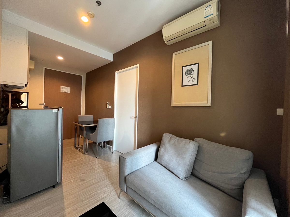 ขายคอนโดสุขุมวิท อโศก ทองหล่อ : ขายคอนโด Movenpick Residences เอกมัย (Estella Ekkamai)  1 นอน 1 น้ำ 31.29 ตร.ม. ชั้น 23 ราคา 2.99 ล้าน
