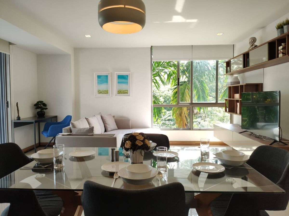 ขายคอนโดสุขุมวิท อโศก ทองหล่อ : Downtown49 แต่งสวย ห้องมุม 
