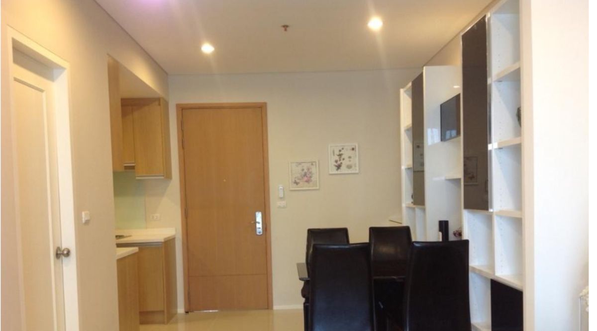 ขายคอนโดพระราม 9 เพชรบุรีตัดใหม่ RCA : ขายด่วน Villa Asoke วิลล่า อโศก 1ห้องนอน ห้องใหญ่สวย (Free All)