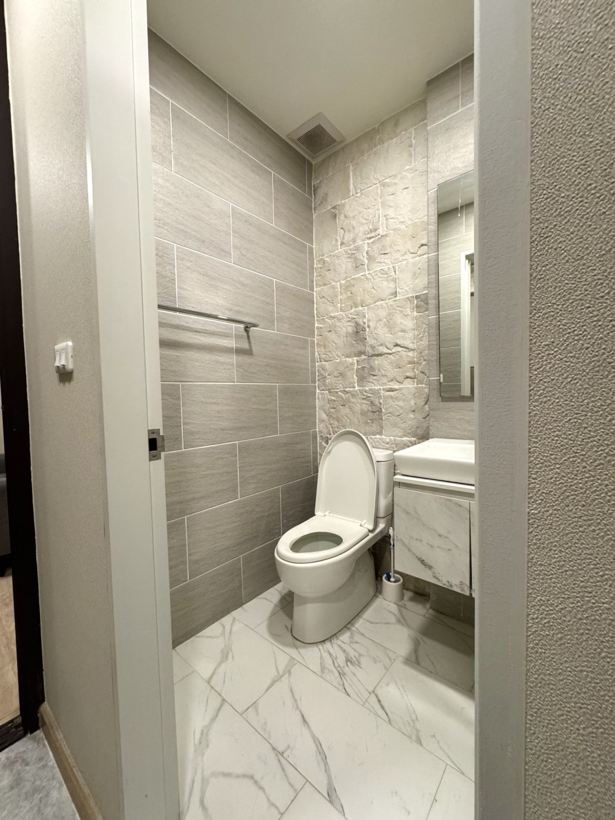 For SaleCondoChaengwatana, Muangthong : For Sale Condo , The Cube North Chaengwattana 12 , Thung Song Hong , Lak Si , Bangkok , CX-120798