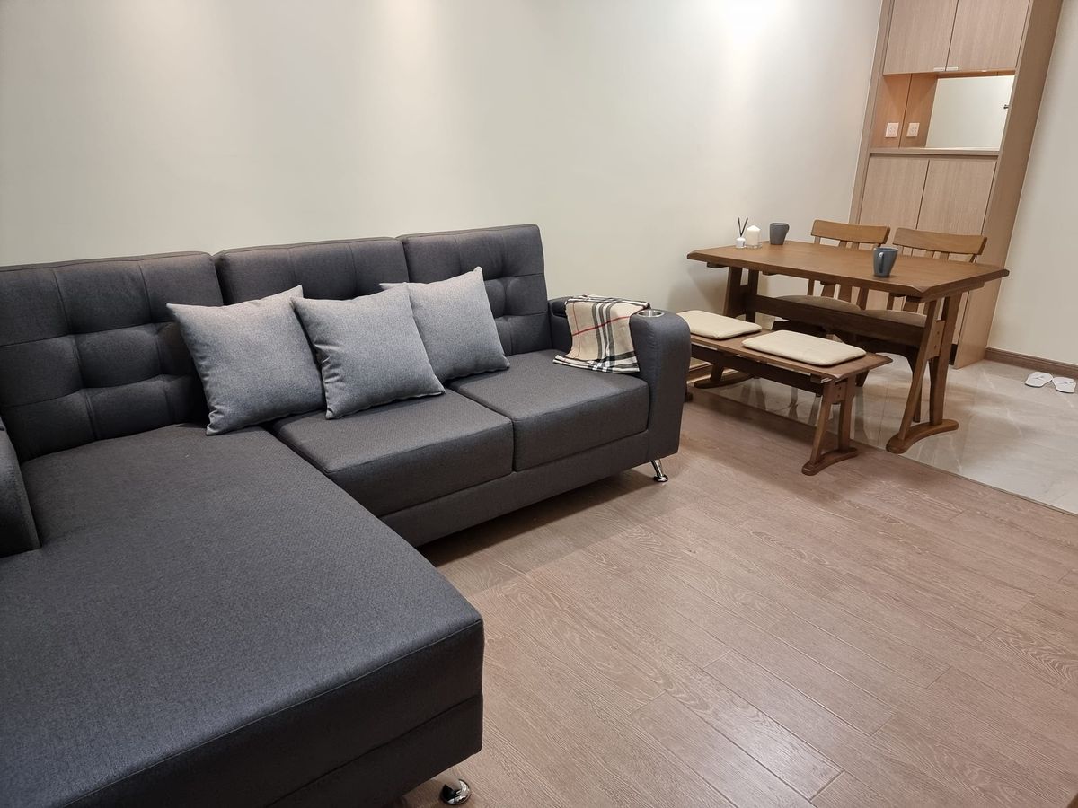 CondoSathorn, Narathiwat : 🌟 Sell / Rent Condo Regal Sathorn - Naradhiwas 🌟 📍 Central Sathorn - Convenient transportation near BTS Chong Nonsi / BRT Chan Road