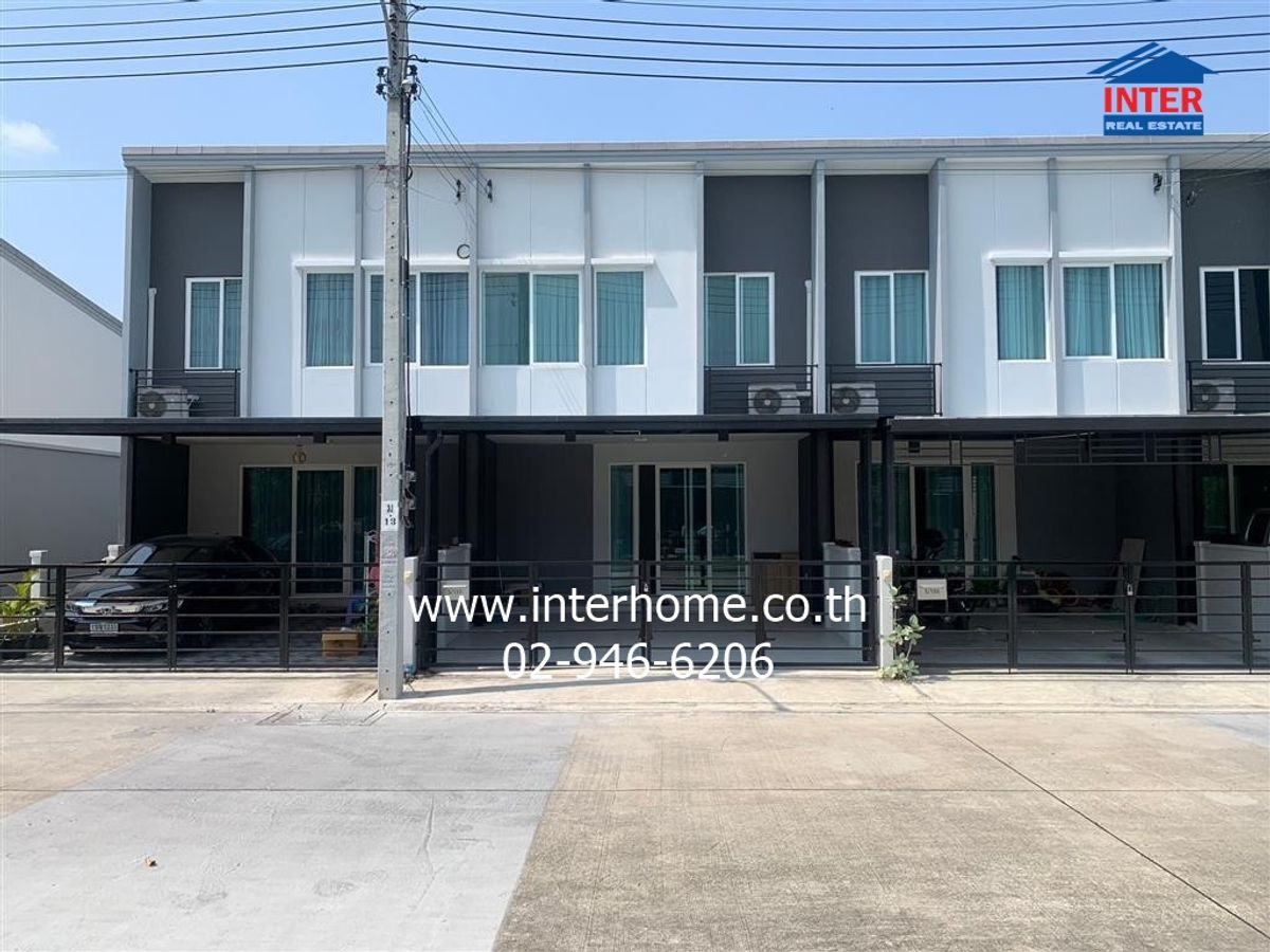 ขายทาวน์โฮมนวมินทร์ รามอินทรา : ทาวน์โฮม 2 ชั้น 20.8 ตร.ว. หมู่บ้านพลีโน่ รามอินทรา บางชัน สเตชั่น ใกล้รถไฟฟ้าบางชัน ซอยรามอินทรา117 ถนนวงแหวนกาญจนาภิเษก ถนนรามอินทรา เขตคลองสามวา กรุงเทพมหานคร