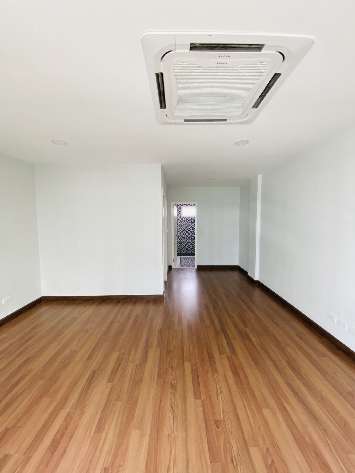 For SaleTownhomeBangna, Bearing, Lasalle : Sell ​​3.5 Townhome for sale, La Sal 24, Sukhumvit 105 | Near BTS 2 - Lifestyle - International School | Ready to be in potential location