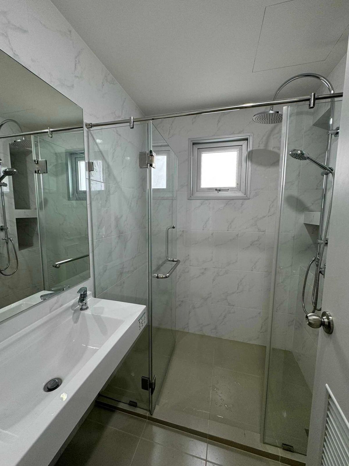 For SaleCondoPinklao, Charansanitwong : 🔥MRT flashlight 🔥2 Bedroom 2 bathrooms 2 Parking 🔥 Prestige sells Charan flashlight 🔥