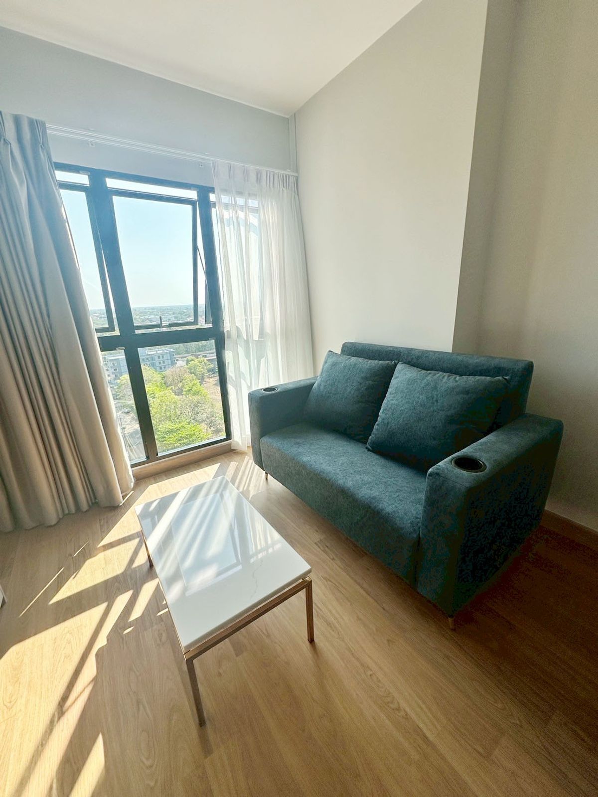 For RentCondoChiang Mai : Condo in the heart of the city Rent 26,000 baht per month, near Night Bazar, 5 minutes. No.1C681