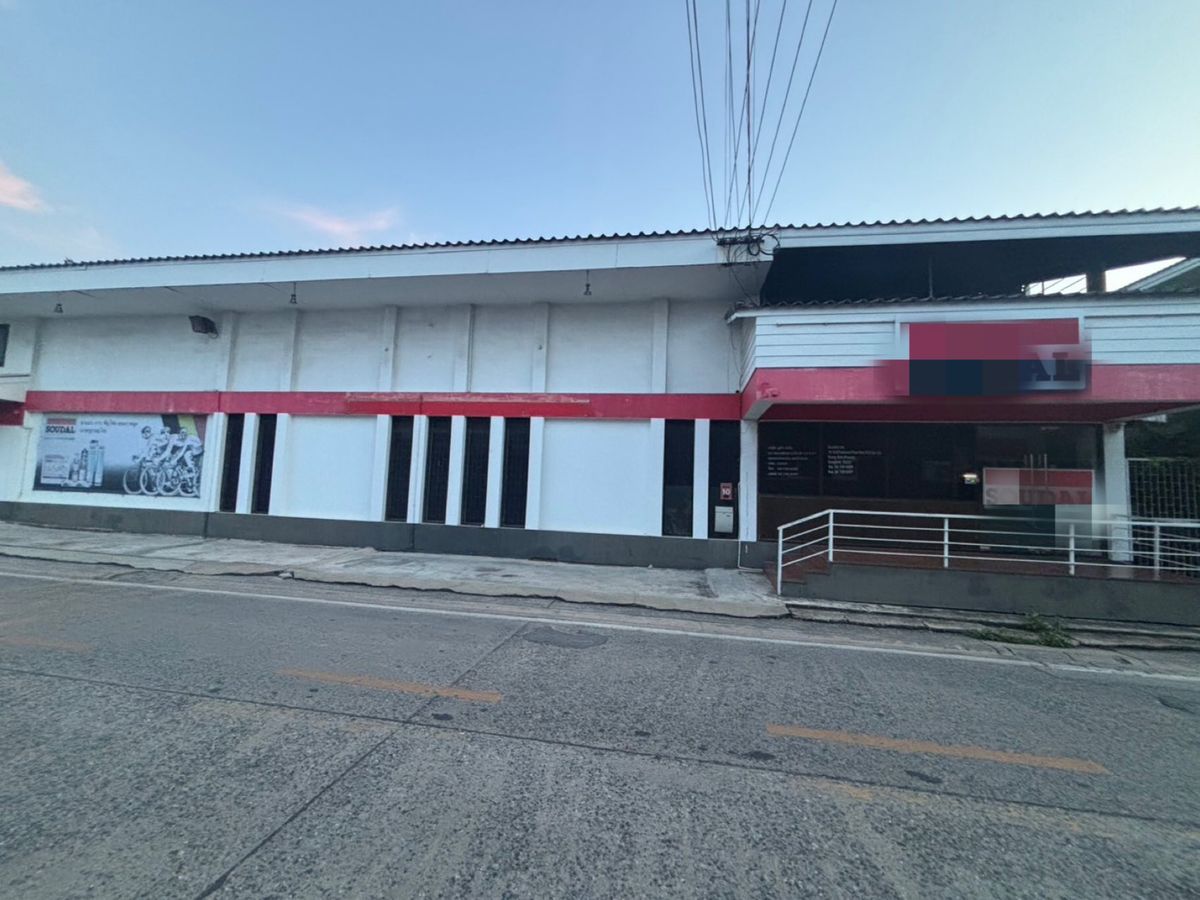 For RentWarehouseLadkrabang, Suwannaphum Airport : 📦 Warehouse & office for Rent, land area 150 sqw., usable area 700 sqm. near Suan Luang Rama IX 