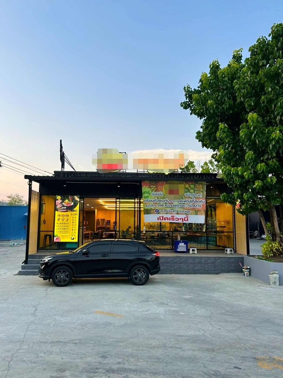 For LeaseholdRetail SpacePattanakan, Srinakarin : Quick, famous Shabu restaurant, On Nut, next to the main road around a school community