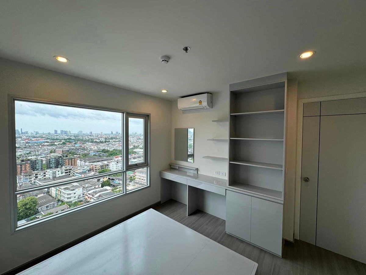 For SaleCondoPinklao, Charansanitwong : 🔥MRT flashlight 🔥2 Bedroom 2 bathrooms 2 Parking 🔥 Prestige sells Charan flashlight 🔥