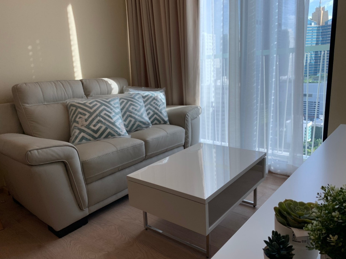 For RentCondoSukhumvit, Asoke, Thonglor : ✨ GT15842 | Condo Noble Recole Sukhumvit 19, convenient travel, near BTS, shuttle available, fully furnished. Ready to move in immediately