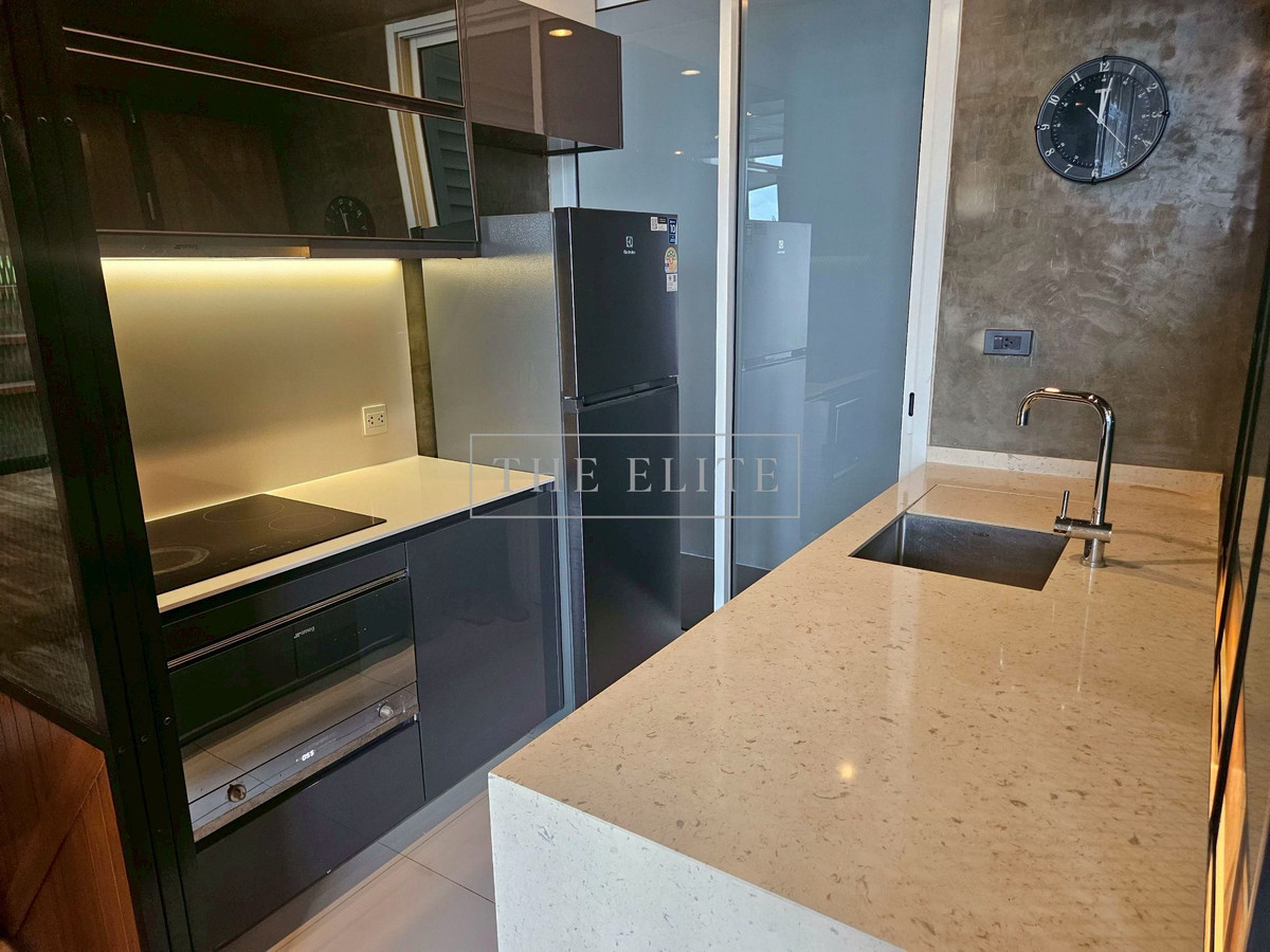 ให้เช่าคอนโดสาทร นราธิวาส : ✨ The Room Sathorn - TanonPun บนทำเลที่ตอบโจทย์ไลฟ์สไตล์ชีวิตในเมืองครบทุกด้าน ✔