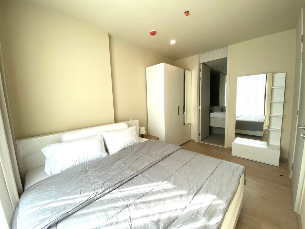 For RentCondoSukhumvit, Asoke, Thonglor : ✨ GT15842 | Condo Noble Recole Sukhumvit 19, convenient travel, near BTS, shuttle available, fully furnished. Ready to move in immediately