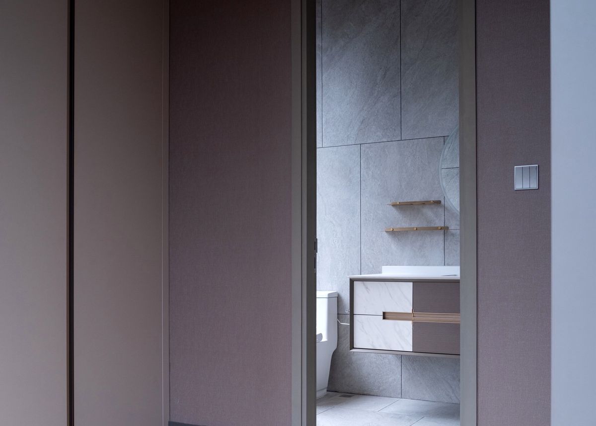 ขายบ้านวิภาวดี ดอนเมือง หลักสี่ : บ้านเดี่ยวหรู Cayla แบบ Pool Villa เจีย พูล เรสซิเดนซ์ 4 ชั้น พื้นที่ใช้สอย 734 ตร.ม. 4 ห้องนอน 5 ห้องน้ำ 4 ที่จอดรถ ตกแต่งครบพร้อมเฟอร์นิเจอร์และเครื่องใช้ไฟฟ้า พร้อมสระว่ายน้ำและลิฟต์ส่วนตัว ใกล้ รร.นานาชาติ Harrow และสนามบินดอนเมือง