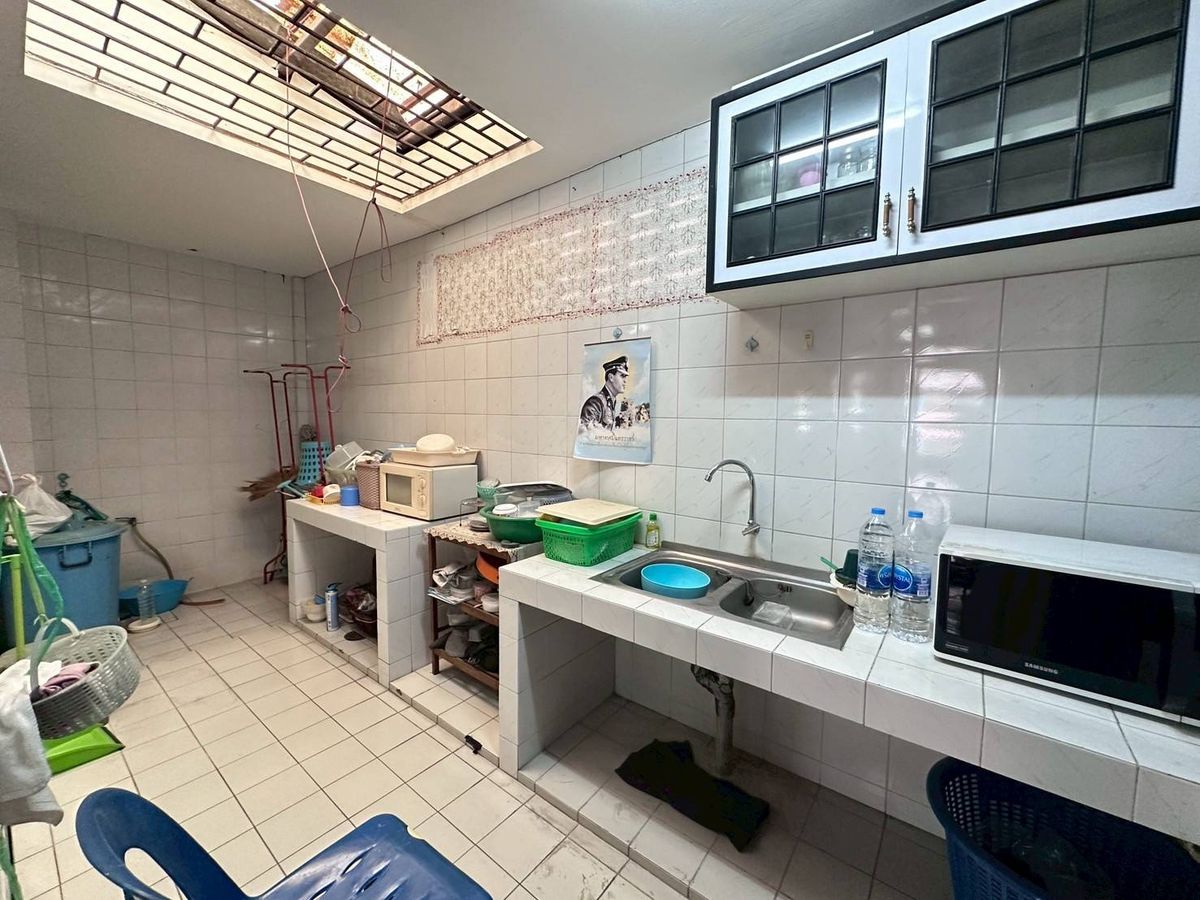 ขายทาวน์โฮมปิ่นเกล้า จรัญสนิทวงศ์ : ขายทาวน์เฮ้าส์ 3 ชั้น หมู่บ้านปิ่นเกล้าการ์เด้น อยู่ซอยสมเด็จพระปิ่นเกล้า3 ทำเลทอง สุดคุ้ม!