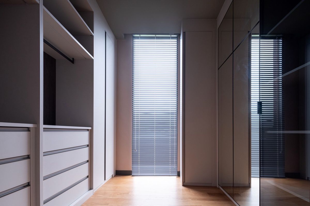 ขายบ้านวิภาวดี ดอนเมือง หลักสี่ : บ้านเดี่ยวหรู Cayla แบบ Pool Villa เจีย พูล เรสซิเดนซ์ 4 ชั้น พื้นที่ใช้สอย 734 ตร.ม. 4 ห้องนอน 5 ห้องน้ำ 4 ที่จอดรถ ตกแต่งครบพร้อมเฟอร์นิเจอร์และเครื่องใช้ไฟฟ้า พร้อมสระว่ายน้ำและลิฟต์ส่วนตัว ใกล้ รร.นานาชาติ Harrow และสนามบินดอนเมือง