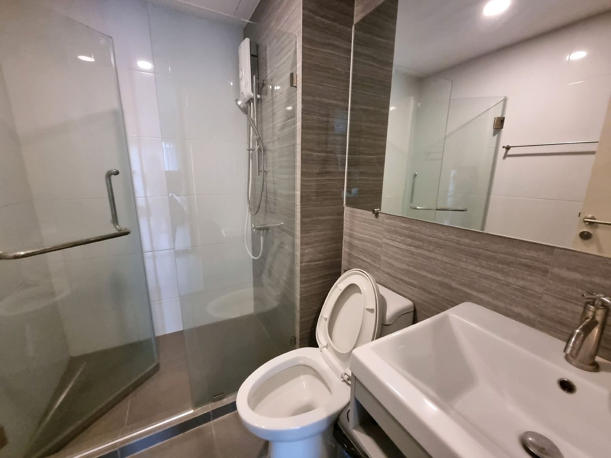 ให้เช่าคอนโดวิภาวดี ดอนเมือง หลักสี่ : ♥️♥️คอนโดใหม่ให้เช่า 1 นอน 1 ห้องทำงาน ติด BTS  “ ไนท์บริดจ์ พหลโยธิน อินเตอร์เชนจ์ “  เพียง  16,000 บาท  🥰🥰