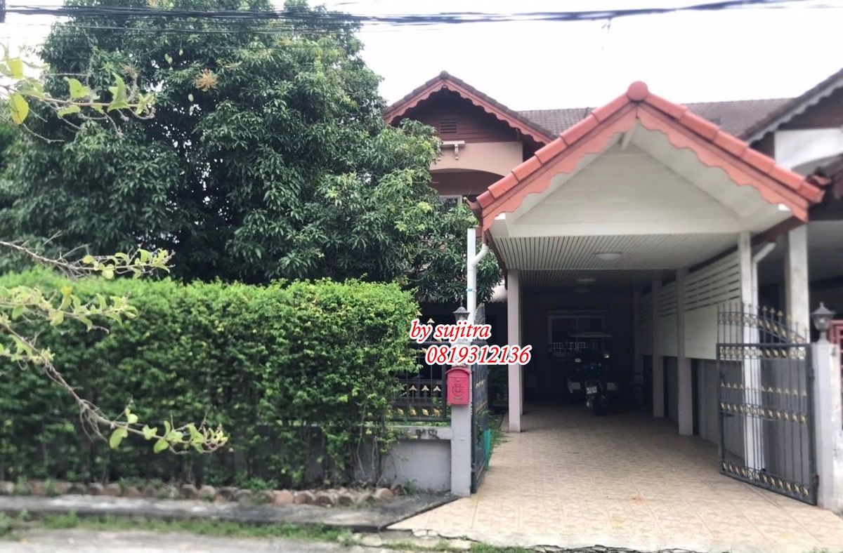 For RentHouseChokchai 4, Ladprao 71, Ladprao 48, : Rent a 2 -story detached house, 110 sq.m., Lat Phrao 80