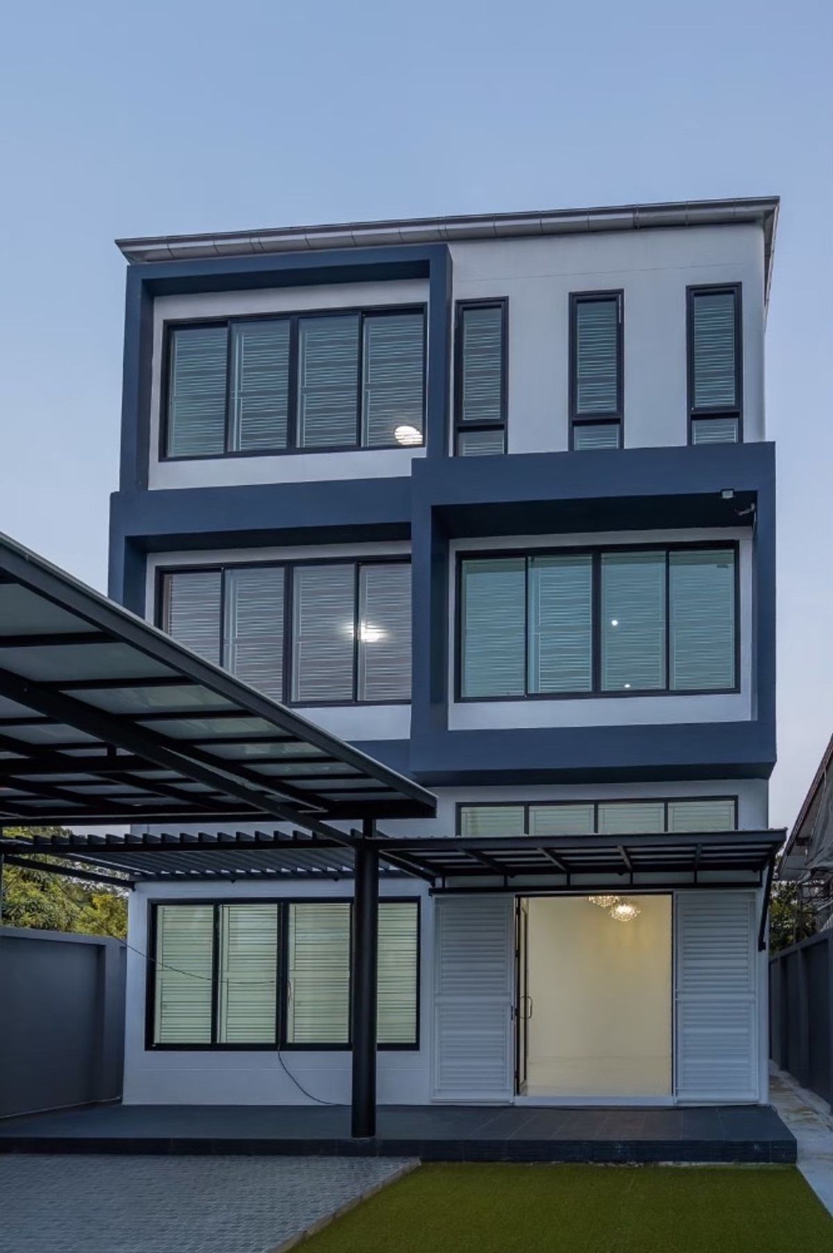 ขายโฮมออฟฟิศเกษตรศาสตร์ รัชโยธิน : โฮมออฟฟิศ พหลโยธิน 35 / 3 ชั้น (ขาย), Home Office Phahon Yothin 35 / 3 Floors (FOR SALE) MEAW643