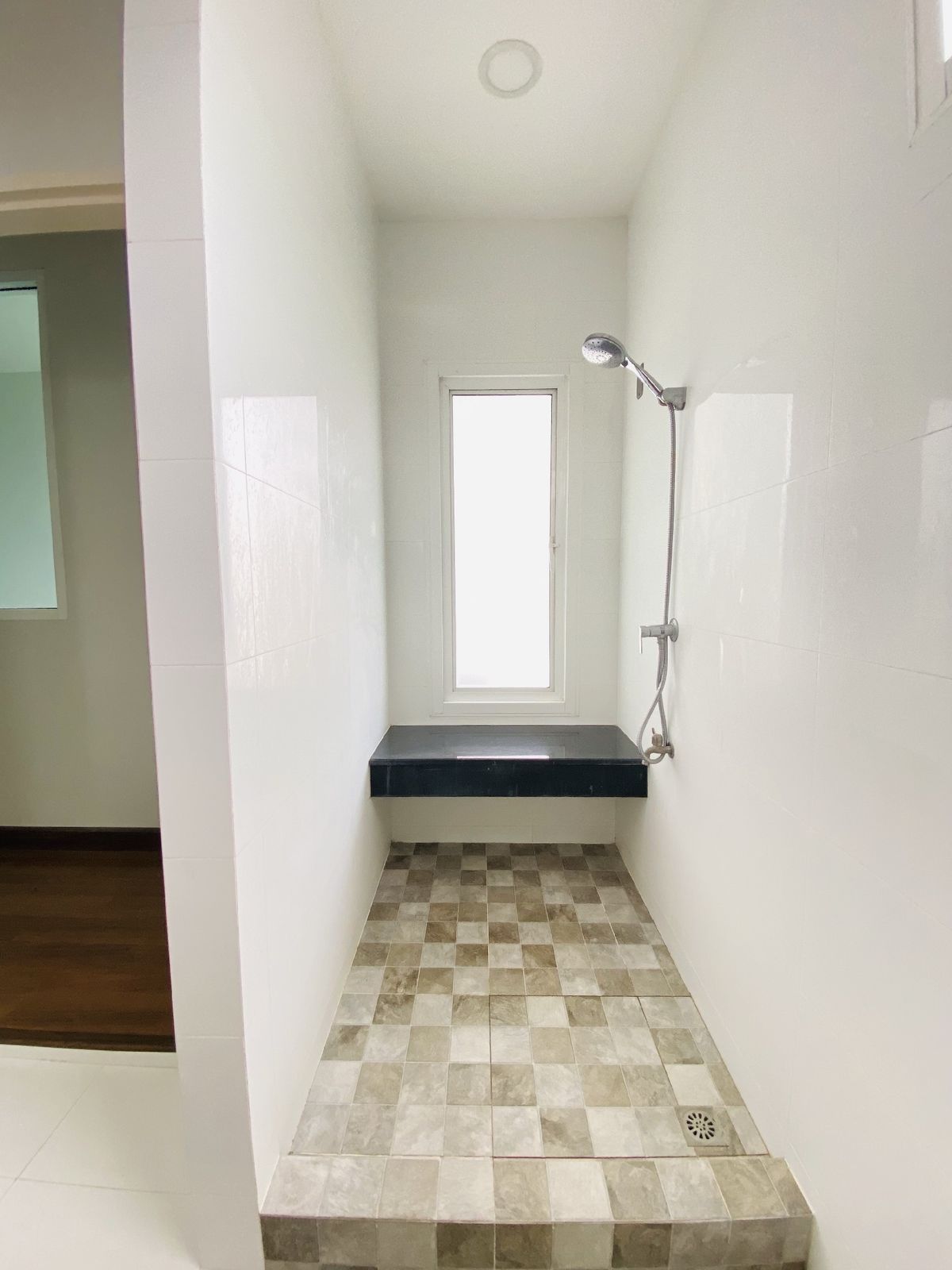 For SaleTownhomeBangna, Bearing, Lasalle : Sell ​​3.5 Townhome for sale, La Sal 24, Sukhumvit 105 | Near BTS 2 - Lifestyle - International School | Ready to be in potential location