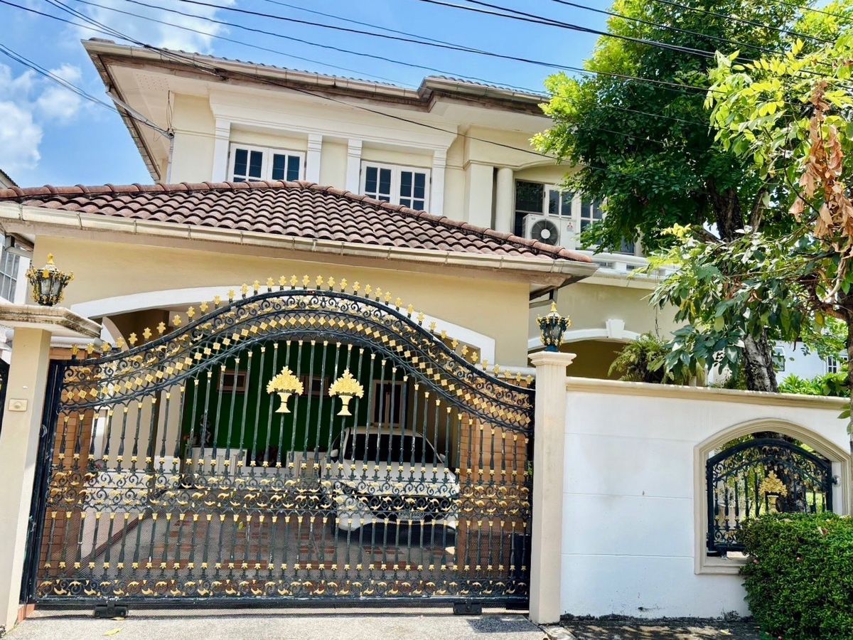 ขายบ้านนนทบุรี บางใหญ่ บางบัวทอง : ขายบ้านเดี่ยวหลังใหญ่ 
 - Perfact Place รัตนาธิเบศร์- MRT ไทรม้า/ท่าอิฐ
 - ที่ดิน 120 ตรว พื้นที่ใช้สอย 280 ตรม
 - 3 ห้องนอน | 3 ห้องน้ำ | 1 ห้องแม่บ้าน | 1 เรือนรับรอง 
 - ราคาเพียง 9.9 ล้าน