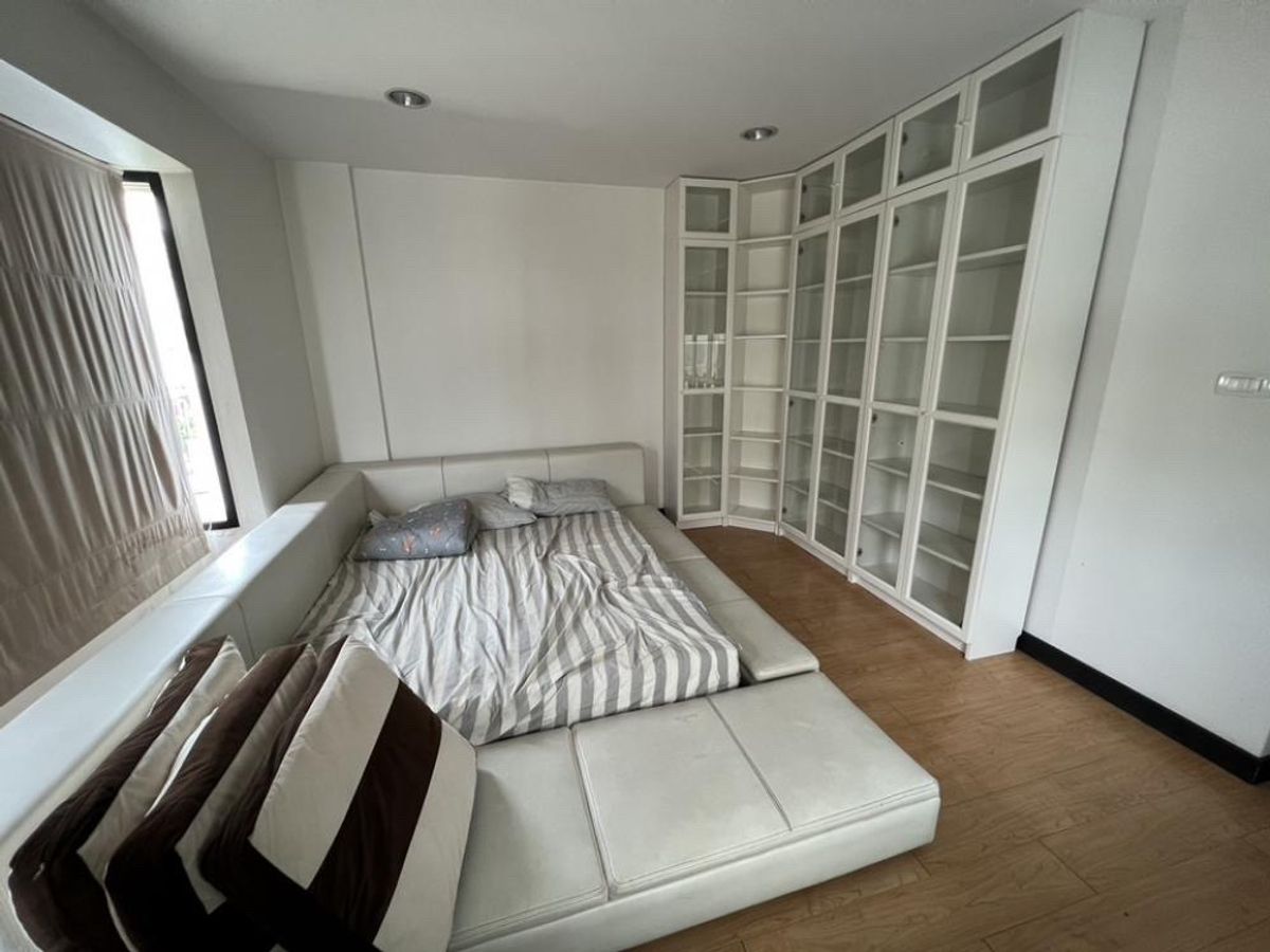 ขายทาวน์โฮมรัชดา ห้วยขวาง : ศุภาลัย วิลล์ รัชดาภิเษก 32 / 4 ห้องนอน (ขาย), Supalai Ville Ratchadaphisek 32 / 4 Bedrooms (FOR SALE) TPM361