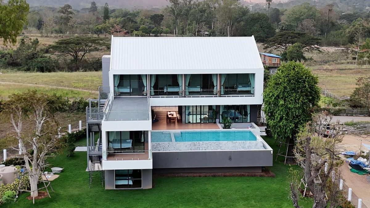 For SaleHousePak Chong KhaoYai : 📢👇 New House for Sale – 360° Mountain View with Saltwater Pool Located in an area with fresh air all year round (Kudkla, Pak Chong). Spacious house with large land plot, fully furnished and ready to move in.