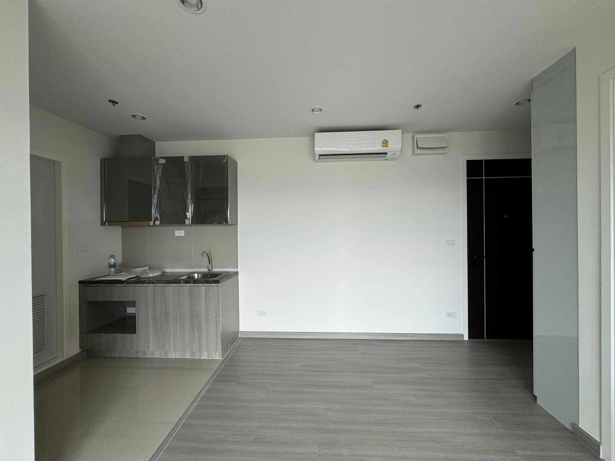 For SaleCondoPinklao, Charansanitwong : 🔥MRT flashlight 🔥2 Bedroom 2 bathrooms 2 Parking 🔥 Prestige sells Charan flashlight 🔥