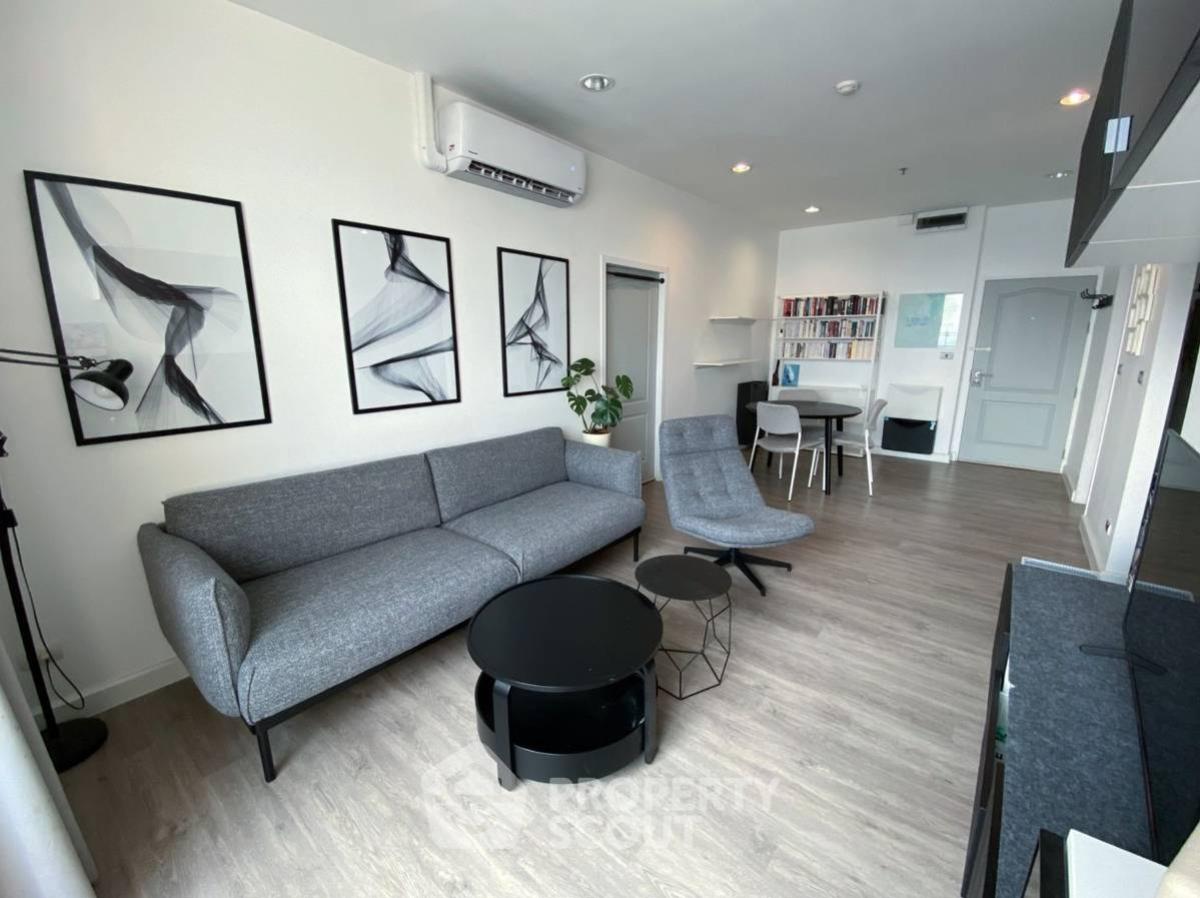 For SaleCondoWongwianyai, Charoennakor : 2-BR Condo at The Light House Sathorn–Chareonnakorn near BTS Krung Thon Buri