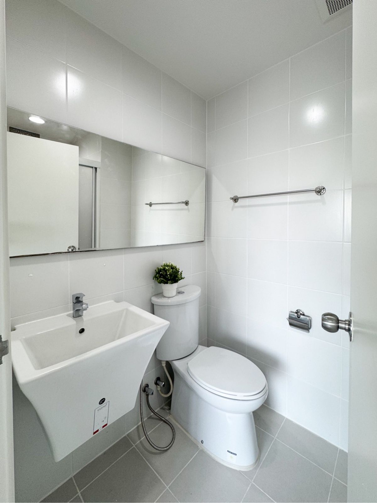 For SaleCondoChaengwatana, Muangthong : sell !! Aspire Condo (Aspire) near The Mall Ngamwongwan