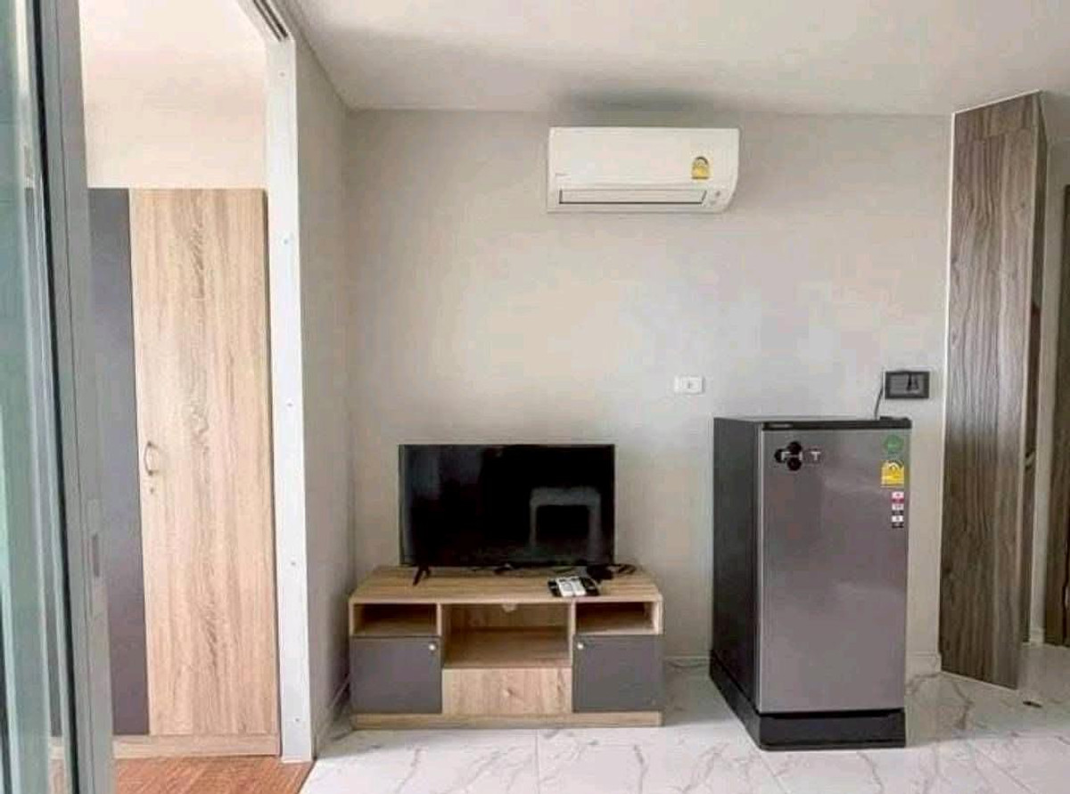 ให้เช่าคอนโดรัชดา ห้วยขวาง : 🔴13,000฿🔴 𝗔𝗿𝘁𝗶𝘀𝗮𝗻 𝗥𝗮𝘁𝗰𝗵𝗮𝗱𝗮┃อาร์ติซาน รัชดา ✅ ใกล้ MRT ศูนย์วัฒนธรรม ยินดีบริการ🙏สนใจทัก 𝙇𝙄𝙉𝙀 มานะคะ (ตอบไวมาก):​📱 รหัสทรัพย์​ 6901-1201📱: ไอดีไลน์:@bbcondo88