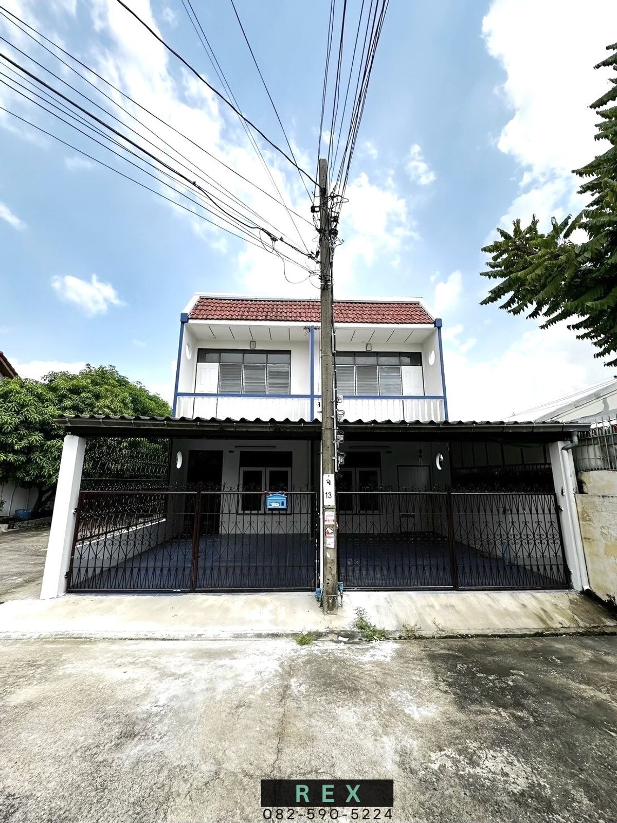 ขายทาวน์โฮมโชคชัย4 ลาดพร้าว71 : ขาย ทาวน์เฮ้าส์แฝด โชคชัย 4  ลาดพร้าว 71 นาคนิวาส 2 ชั้น 4 ห้องนอน ใกล้ รถไฟฟ้า สายสีเหลือง สถานีภาวนา