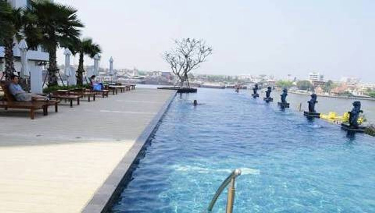 ขายคอนโดพระราม 3 สาธุประดิษฐ์ : คอนโด 2 ห้องนอนขายที่ Supalai Casa Riva ชั้นต่ำ