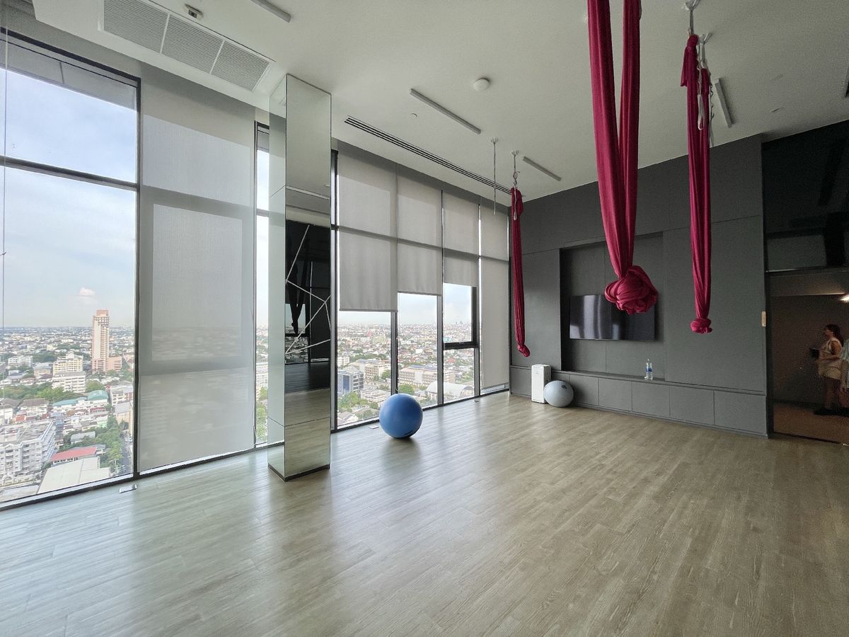 For SaleCondoKasetsart, Ratchayothin : Sell/rent Centric Condo, Ratchayothin, Floor 17, beautiful room, complete with BTS Ratchayothin, only 150 meters.