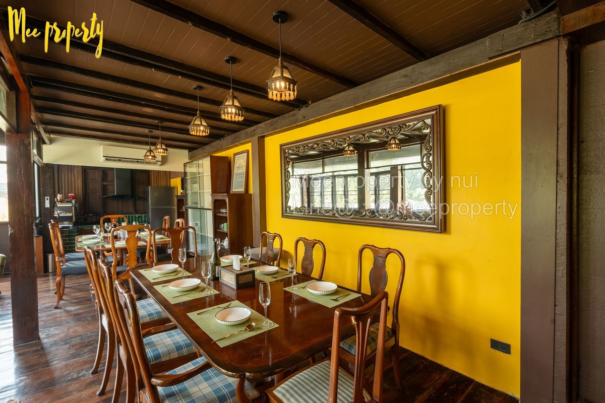 ขายกิจการโรงแรม & กิจการอพาร์ตเมนต์สุโขทัย : ขาย บ้านอัคระ สุโขทัย ตั้งอยู่ในทำเลอันมีเสน่ห์ ท่ามกลางบรรยากาศธรรมชาติและวิวที่สวยงามของเจดีย์โบราณอายุ 800 ปี ของวัดพระศรีรัตนมหาธาตุราชวรวิหาร (วัดพระปรางค์) อำเภอศรีสัชนาลัย จังหวัดสุโขทัย ME-201