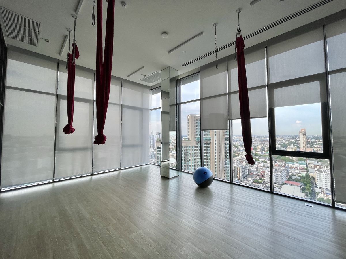 For SaleCondoKasetsart, Ratchayothin : Sell/rent Centric Condo, Ratchayothin, Floor 17, beautiful room, complete with BTS Ratchayothin, only 150 meters.