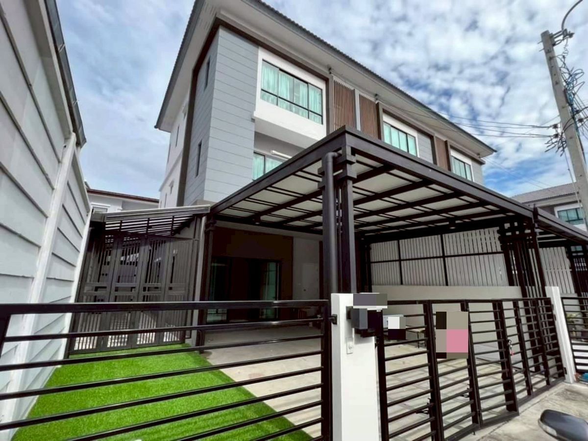 ให้เช่าทาวน์โฮมลาดพร้าว101 แฮปปี้แลนด์ : RENT:รหัสทรัพย์ TT2044 The Connect UP 3, Ladprao 126