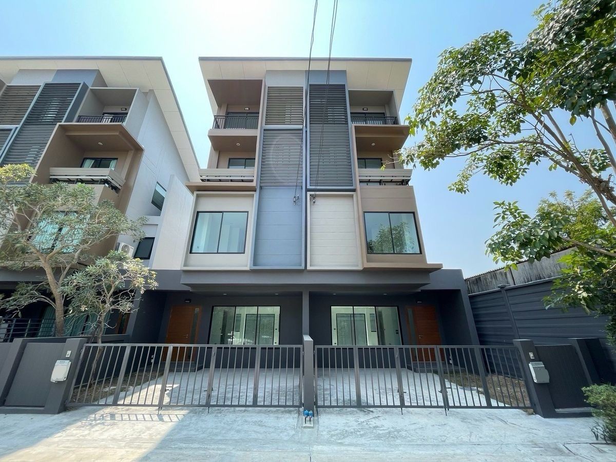 ให้เช่าโฮมออฟฟิศพระราม 5 ราชพฤกษ์ บางกรวย : ให้เช่าโฮมออฟฟิศแฝด 3 ชั้นครึ่ง (2 อาคารติดกัน)  แจ้งวัฒนะ ราชพฤกษ์ 