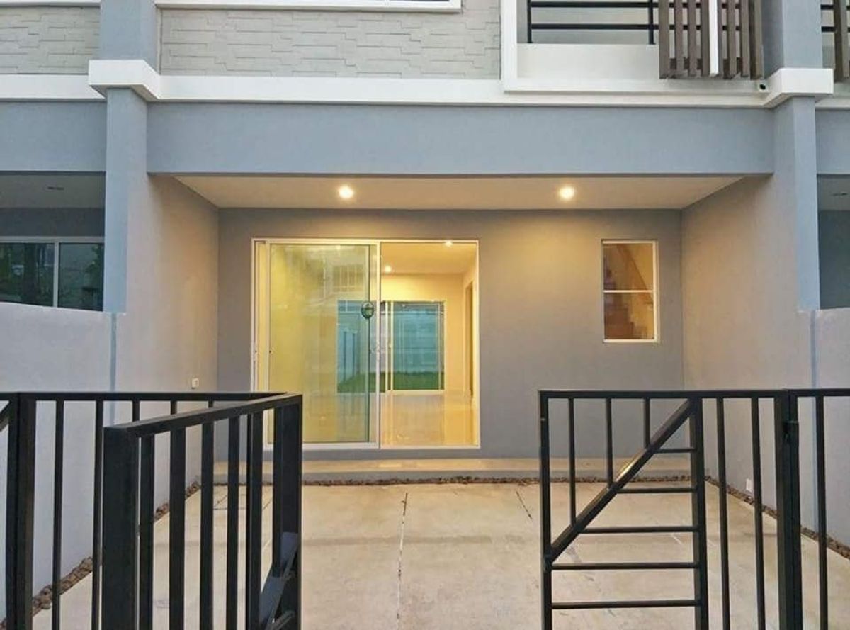 For RentTownhomeChaengwatana, Muangthong : Rent a 3 -story townhome near Muang Thong Thani, 3 bedrooms, 3 bathrooms