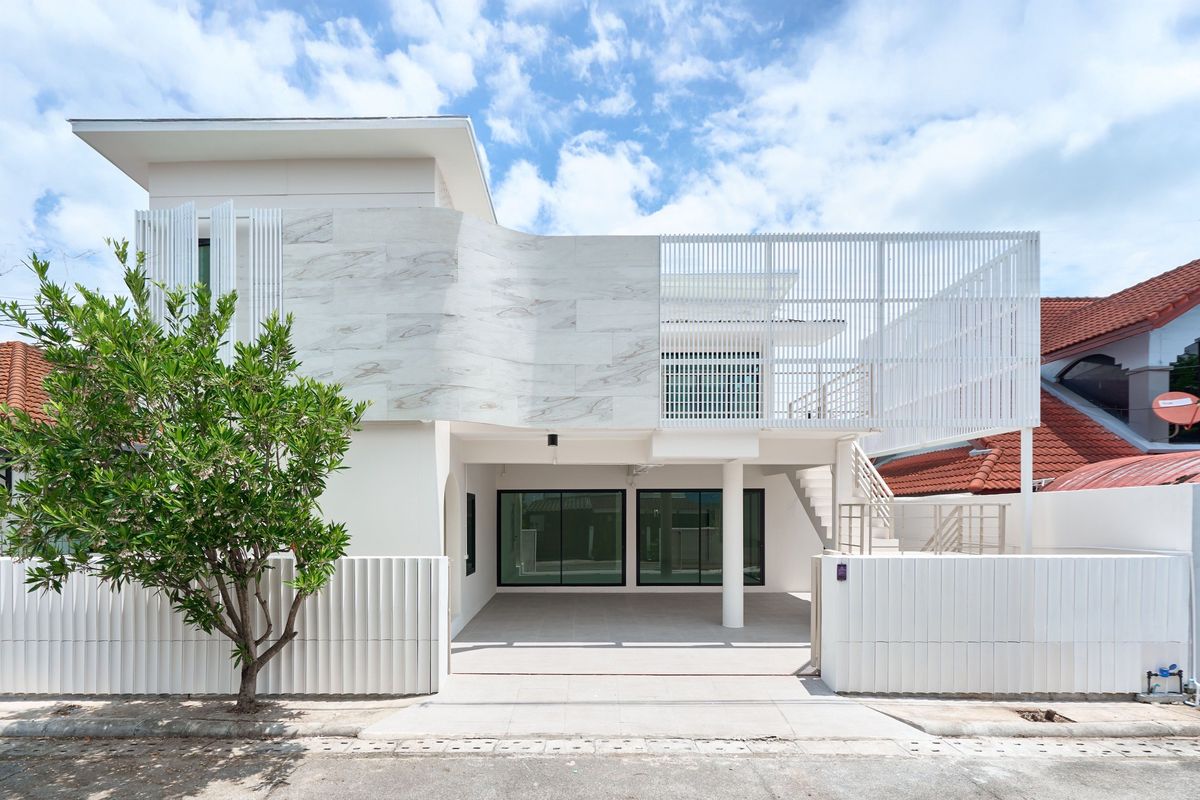 ขายโฮมออฟฟิศเชียงใหม่ : The Home Office Chiang Mai อยู่เองก็ดี เปิดออฟฟิศก็ปัง พร้อมห้องประชุมขนาดใหญ่ เหมาะสำหรับธุรกิจ ใกล้ Central Airport 