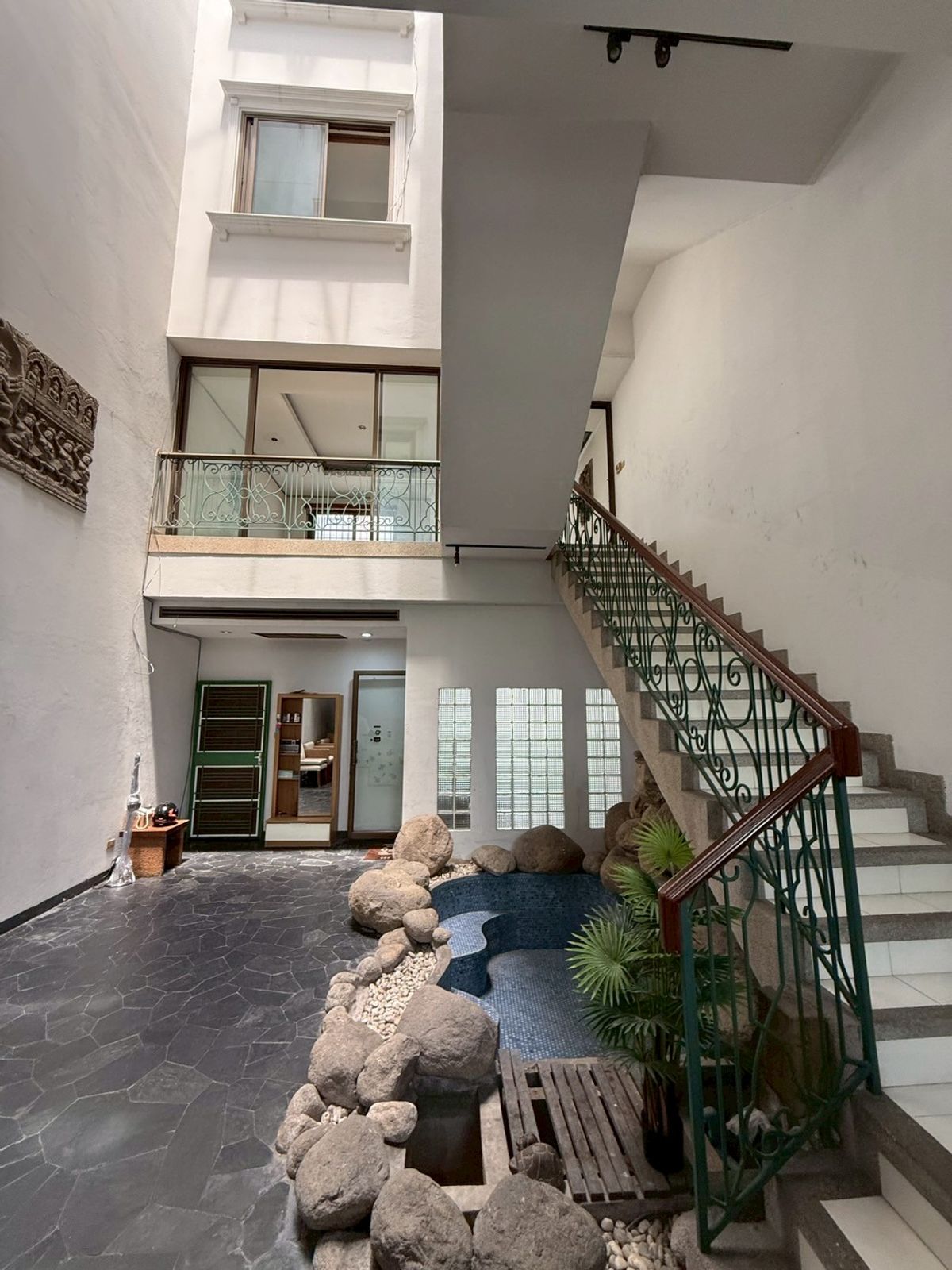 ขายทาวน์โฮมอ่อนนุช อุดมสุข : ขาย Townhome 4 ชั้น ซอยปรีดี พนมยงค์ 14 - ใกล้ทางด่วน