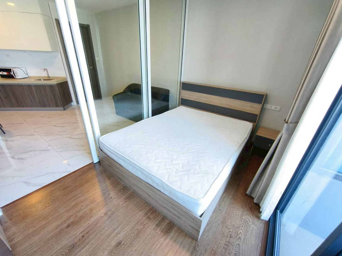 For RentCondoRatchadapisek, Huaikwang, Suttisan : 🔴13,000฿🔴 𝗔𝗿𝘁𝗶𝘀𝗮𝗻 𝗥𝗮𝘁𝗰𝗵𝗮𝗱𝗮┃Artisan Ratchada ✅ near MRT Cultural Center Happy to serve you. If interested, contact 𝙇𝙄𝙉𝙀 (reply very quickly):​📱 Property code​ 6901-1201📱: Line ID:@bbcondo88