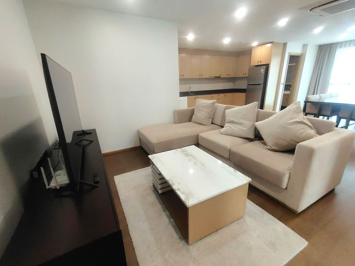 ให้เช่าสุขุมวิท อโศก ทองหล่อ : 3 BR Prime location Sukhumvit 45